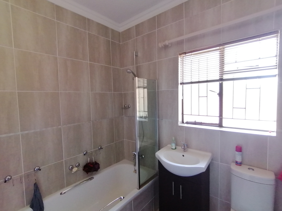 3 Bedroom Property for Sale in Stilfontein Ext 4 North West